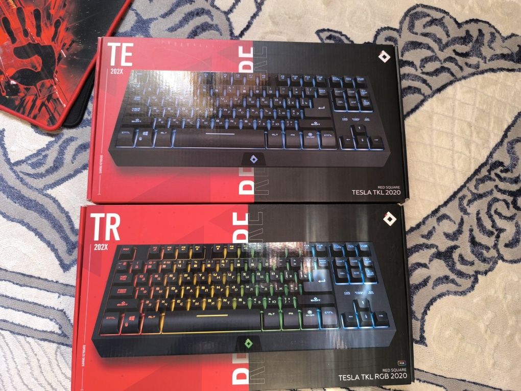 Red Square Tesla TKL RGB 2020