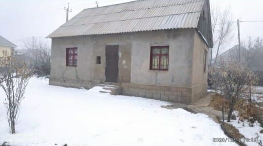 Продается участоктс времянкой в Бозарыке