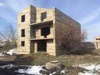 Продам не достроенный дом в Отрадном, 300 м. кв