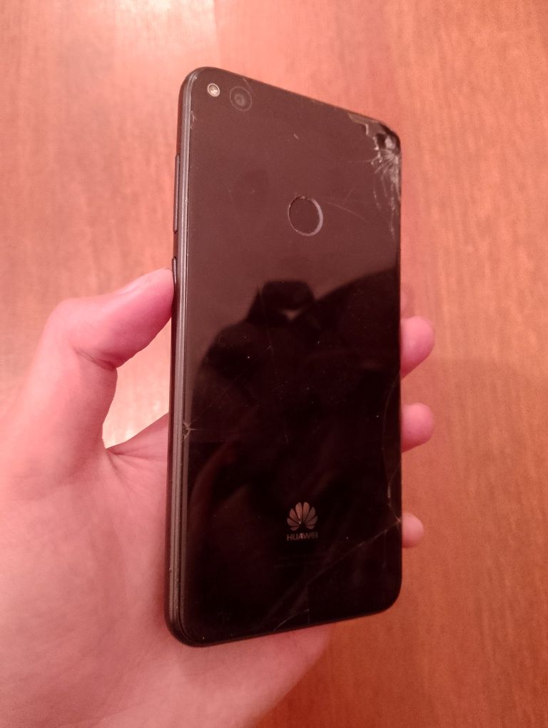 Huawei p8 lite.сатылады
