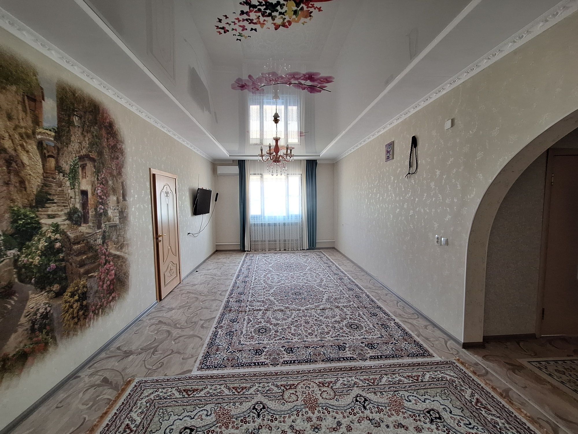 5 ауыл 2019 салынган 14×13 шарбагы улкен жол бойында базар жакынжерде