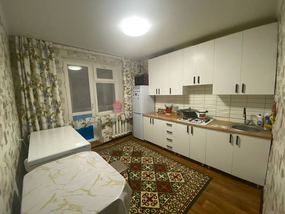 Продам 2-х комнатную квартиру Козыбаева 5