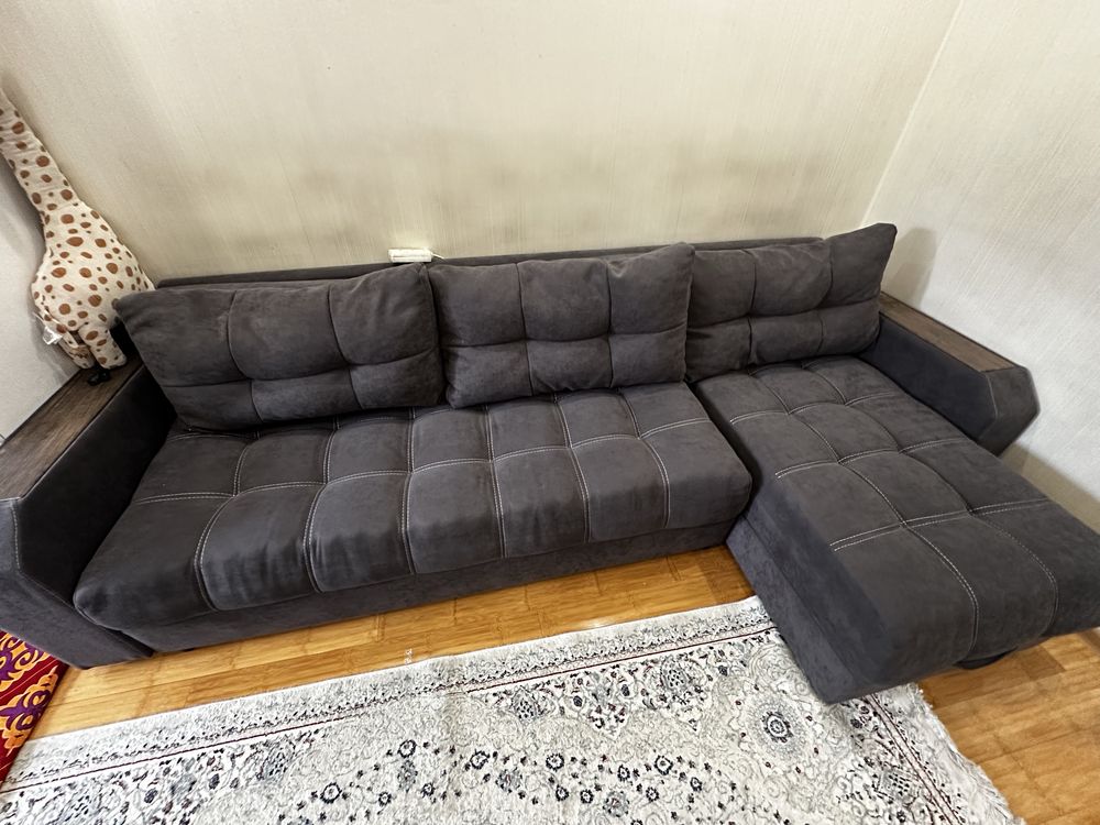 Продам диван 3 метра
