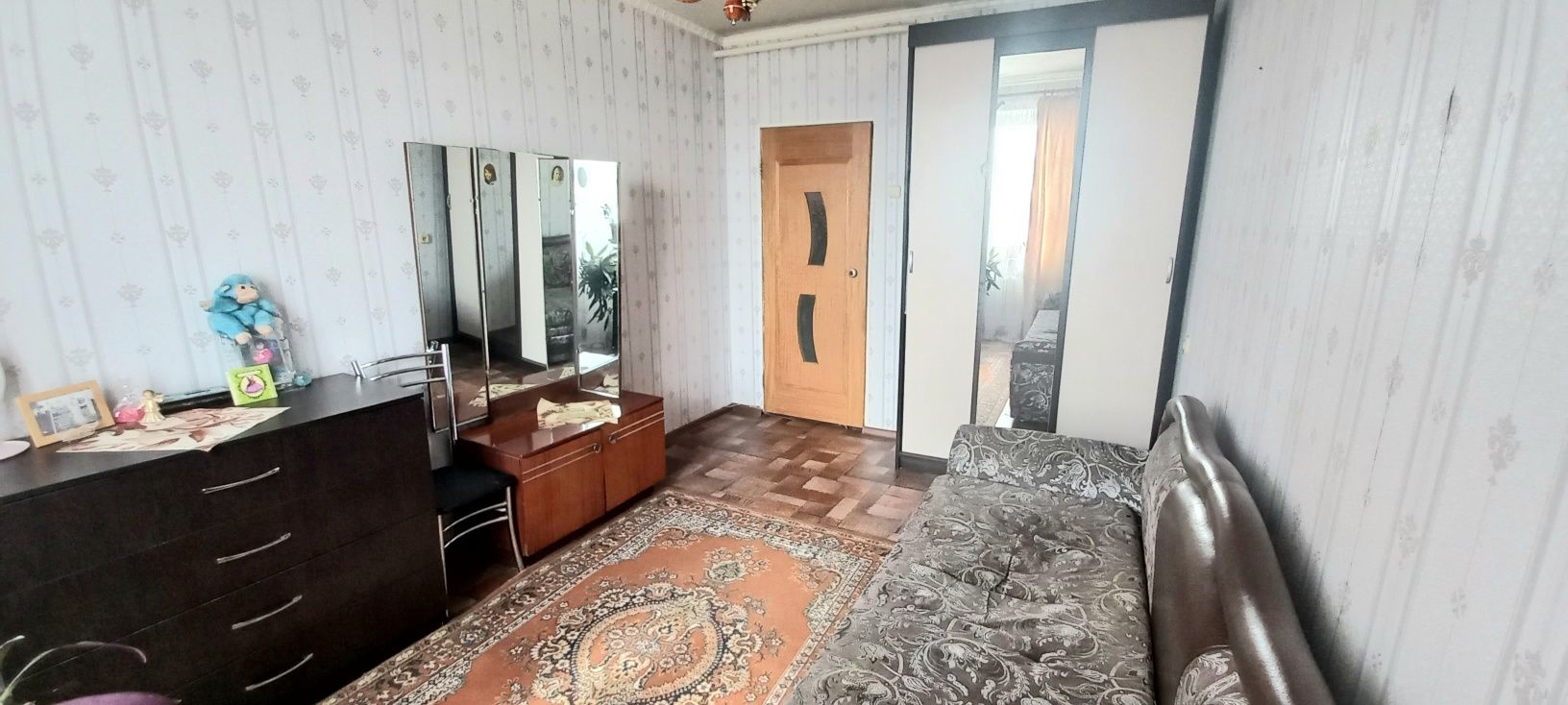 Продается 3 комнатная на Голубых прудах
