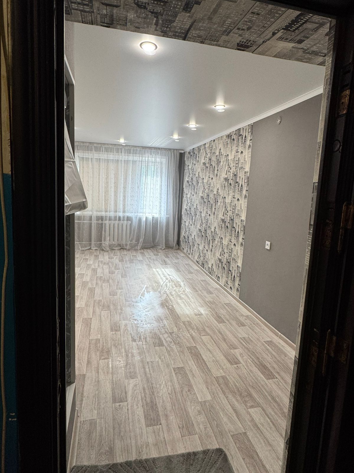 Продается комната в общежитии, Район Северного 2-й этаж