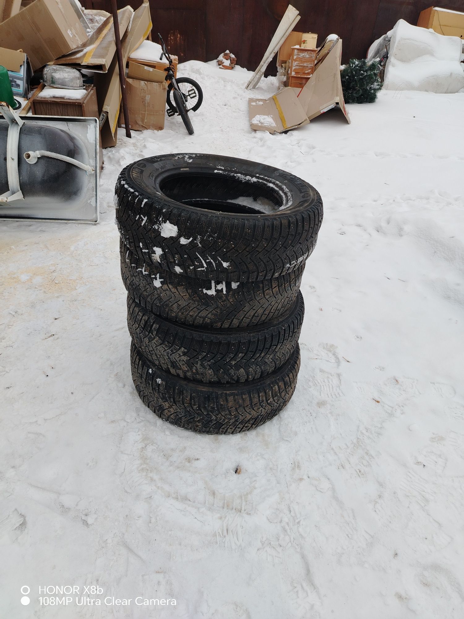 Продам шины 225.65.R17