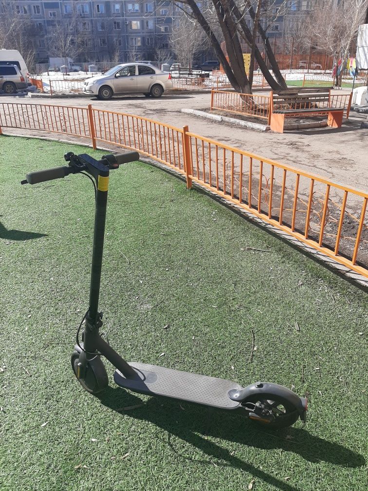 Продам Самокат Xiaomi