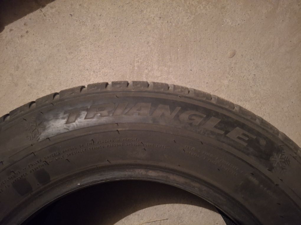 Продам резину зимние 185/70R14