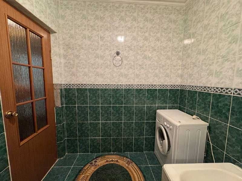 Продаю 2-комн. по ул.Уалиханова 9/1, золотой квадрат.
