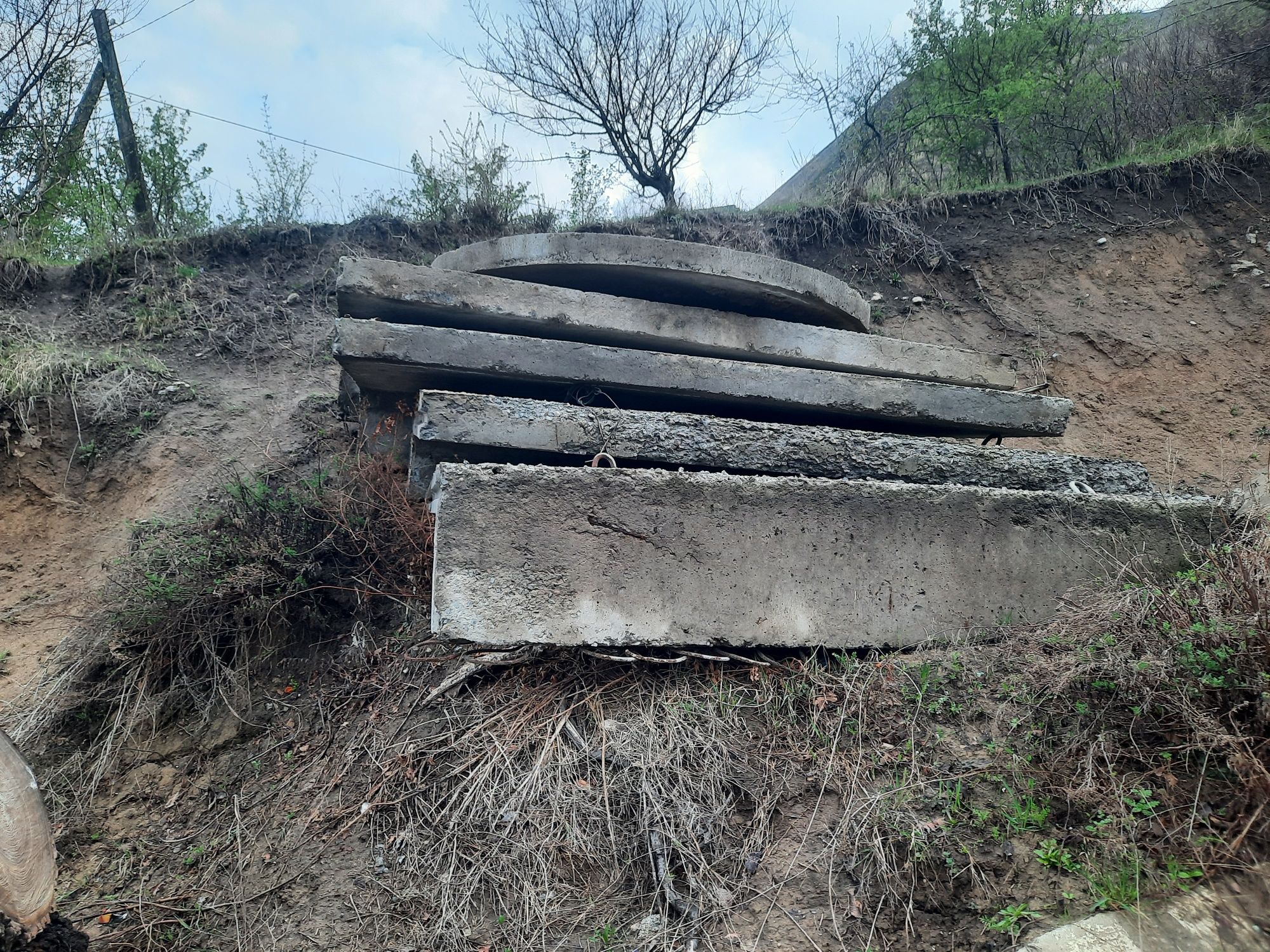Плиты Г образные