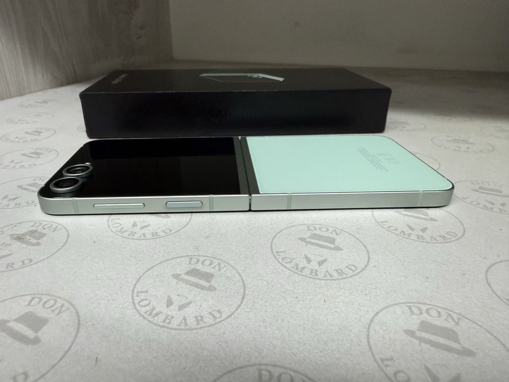 Samsung Z Flip 6 12/256 Рассрочка 0-0-12