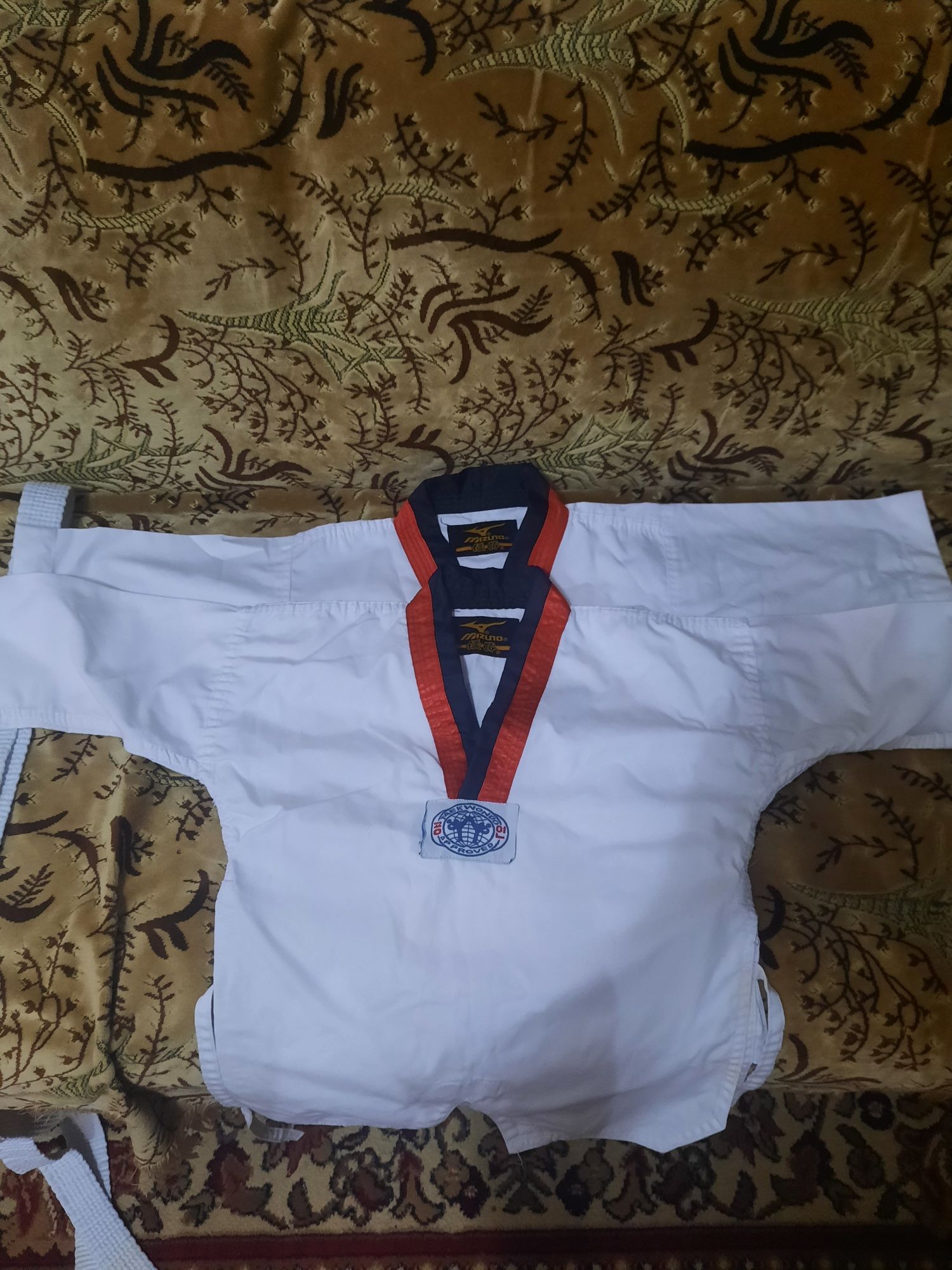 Продам кимоно для Тэквондо