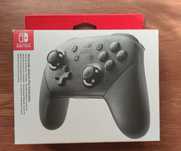 Игровой Pro контроллер Nintendo Switch черный, новый, оригинал