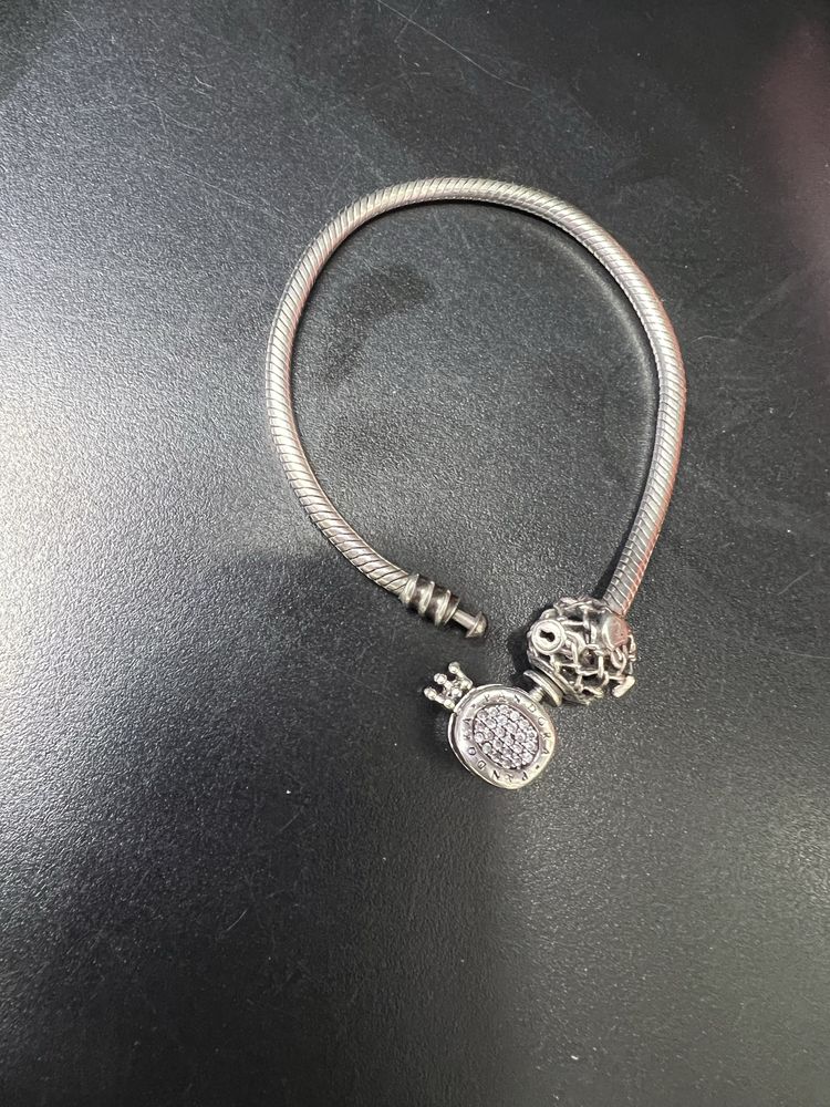 Продам браслет серебро Pandora