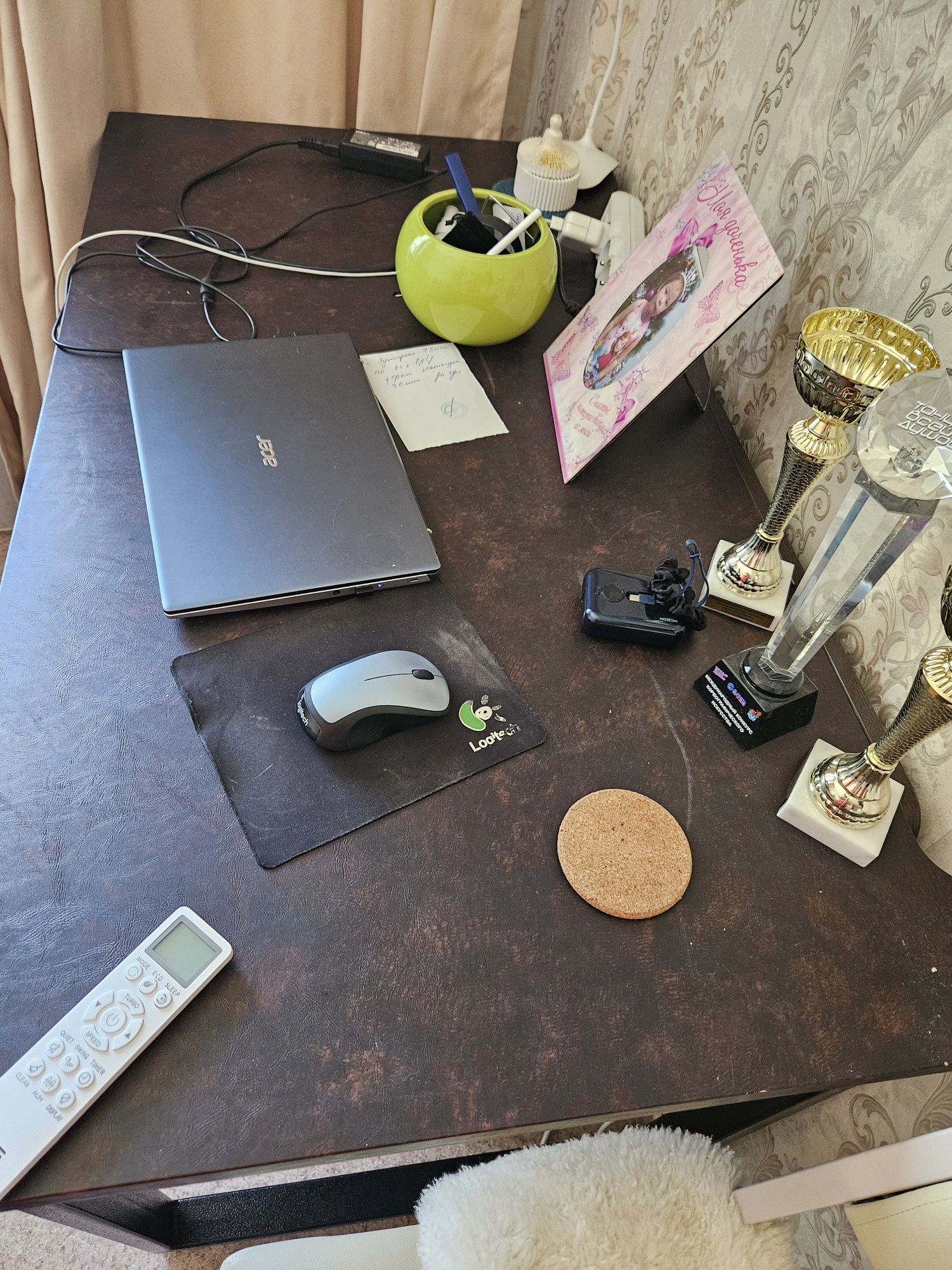 Продам большой стол