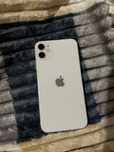 Iphone 11   / 64 Gb