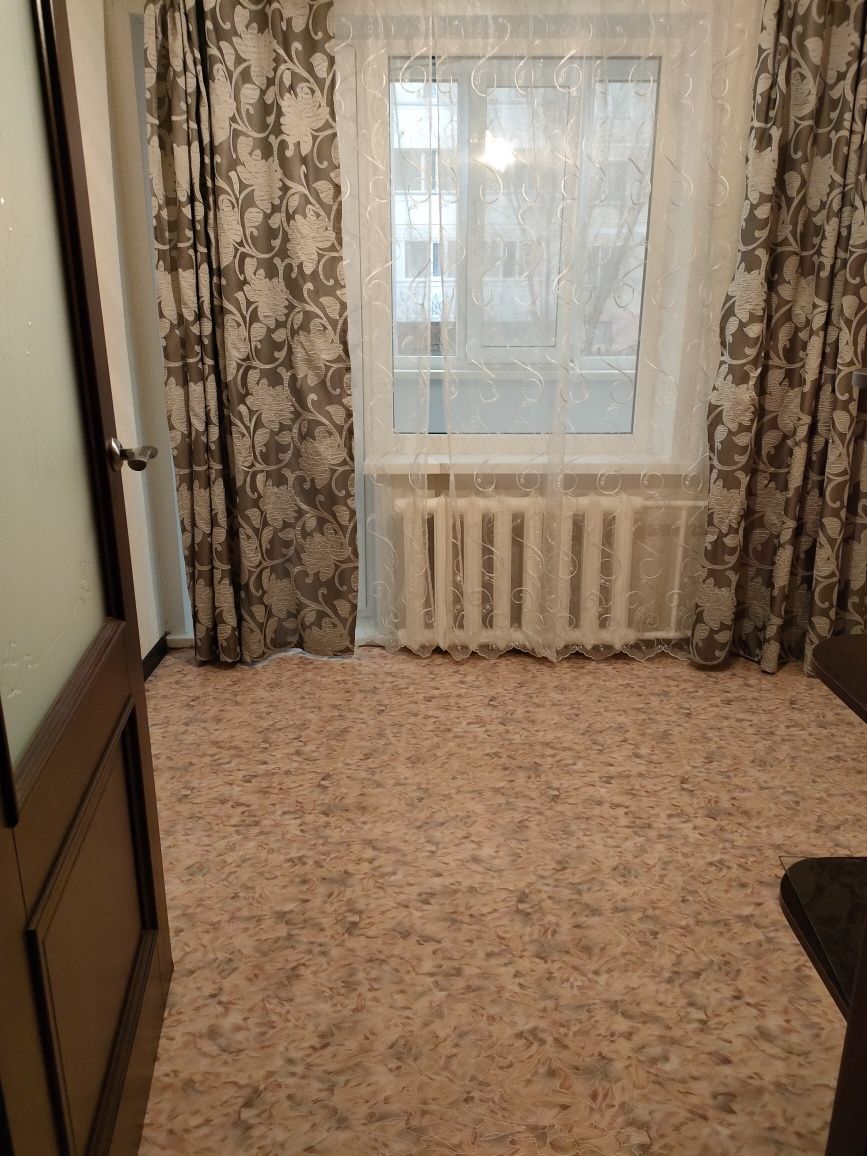 Продам 4-комн.кв. ул.планировки 6 мкр.39 дом.