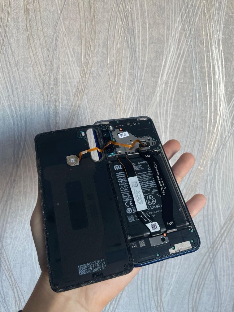 Продам Redmi Note 8