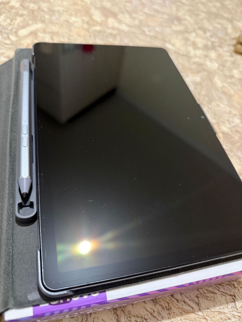 Lenovo M10 Plus  with Precision Pen 2 +Folio Case