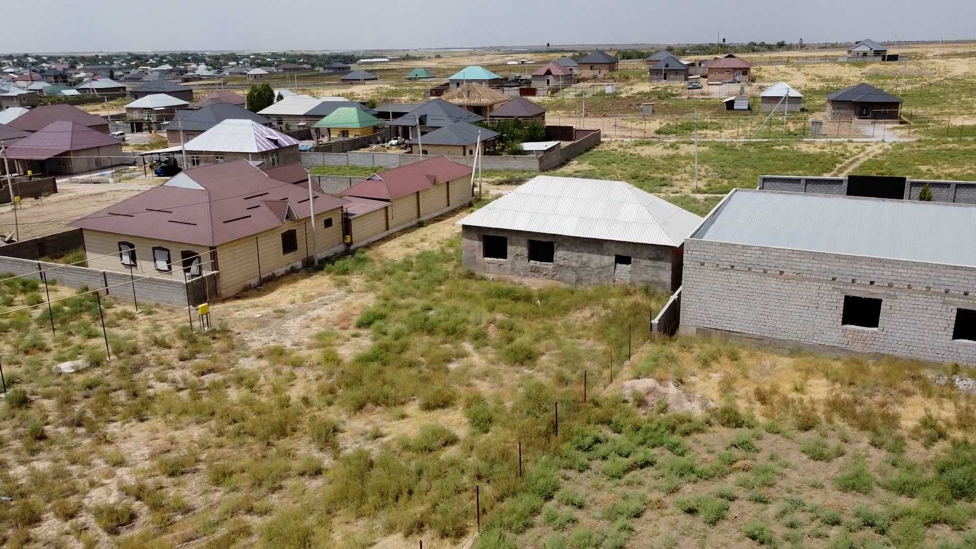 мкр Қайнарбұлақ, Участок бітпеген үйімен, Мырза көшесі