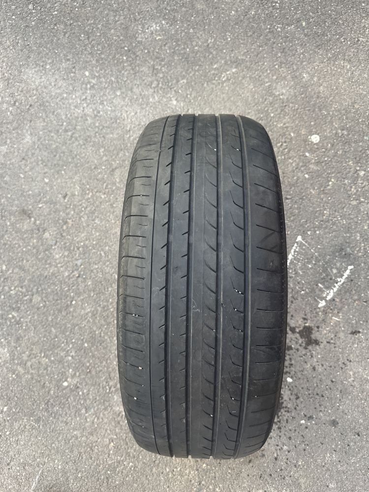 Шины YOKOHAMA BluEarth 215/55R17 94v