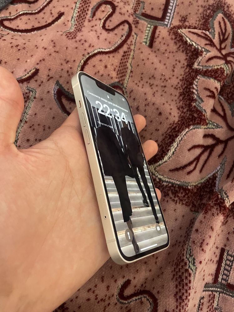 Iphone 13 128gb в отличом состояние