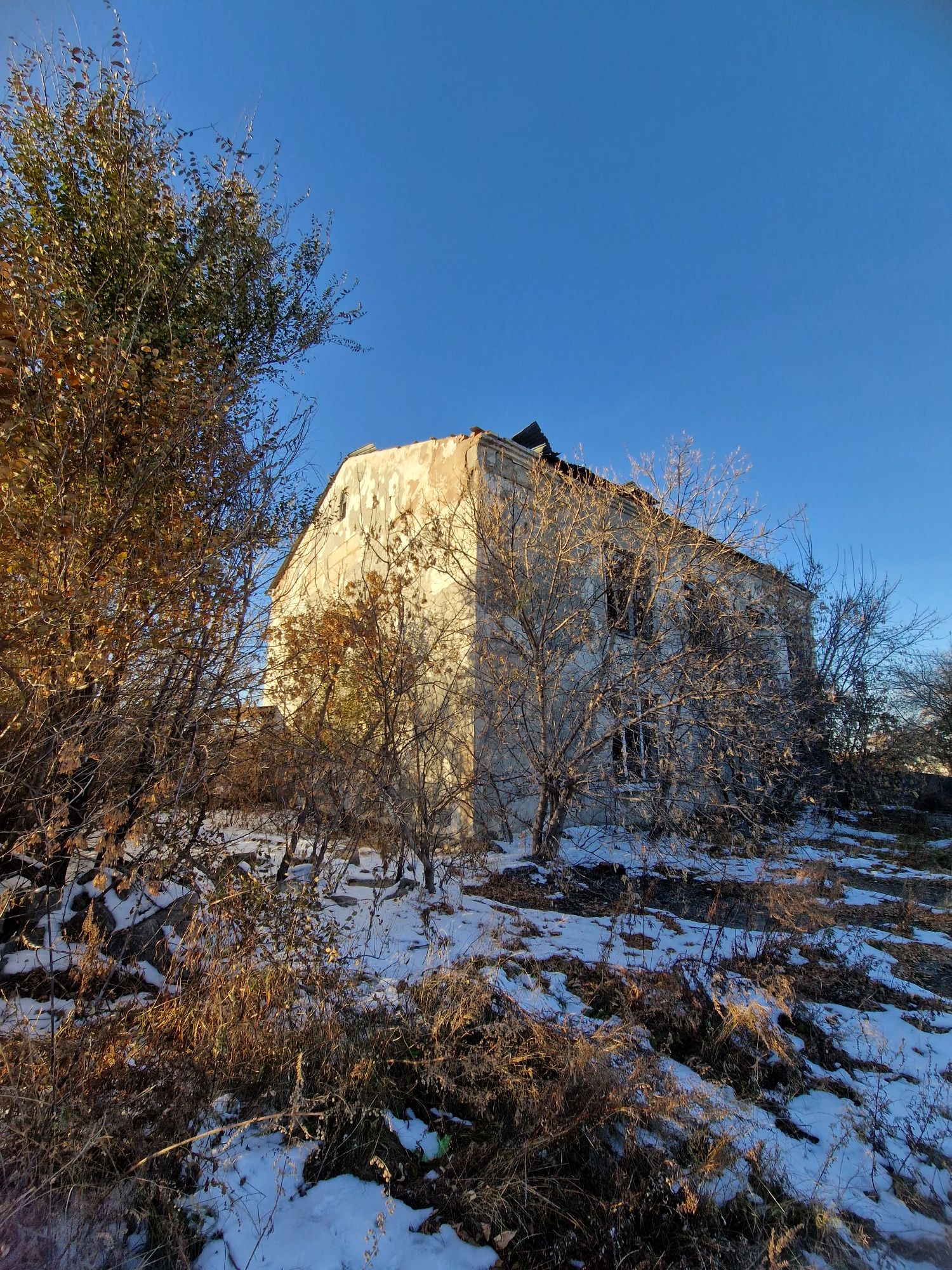 Продам здание на разбор находится можно обмен село КЕЛЛЕРОВКА