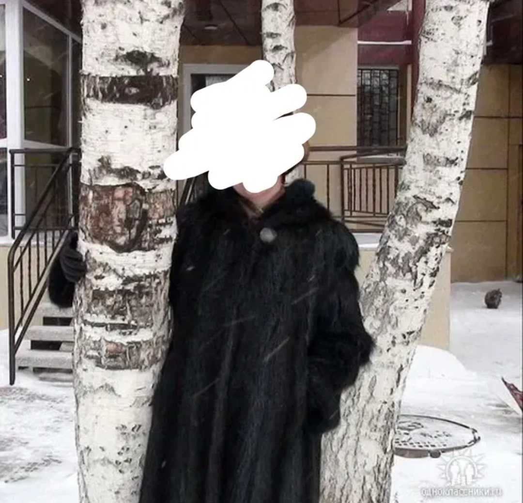Срочно! Шуба из нутрии, в отлич. состоянии.
