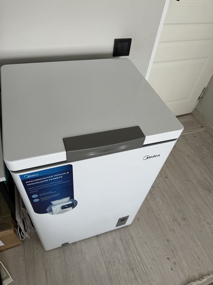 Морозильник Midea