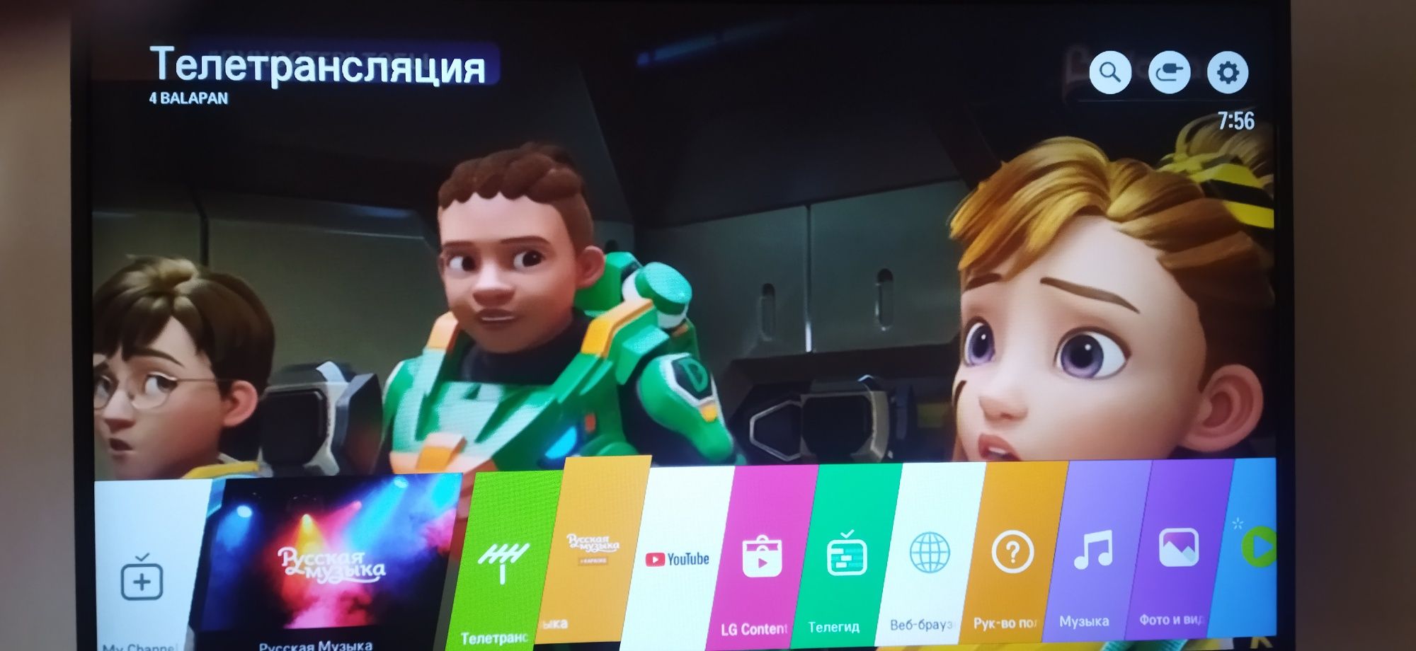 Продаются два больших SMART TV, один LG другой Samsung