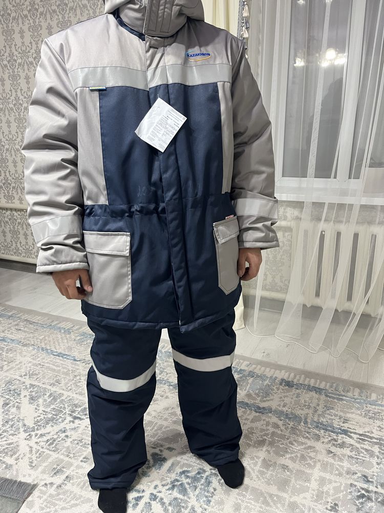 Продам спецовки новый, зимний