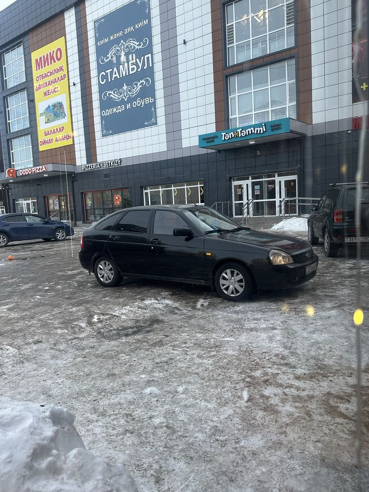 Продам машину Lada priora
