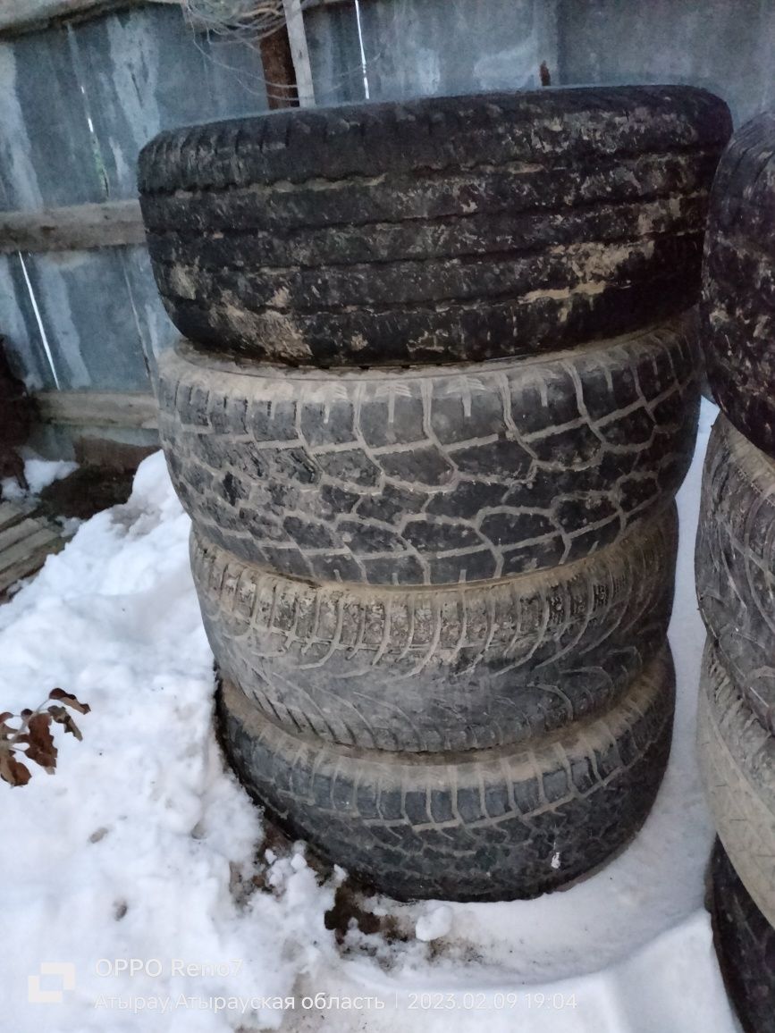 Продам б/у покрышка, размер  265/65/17