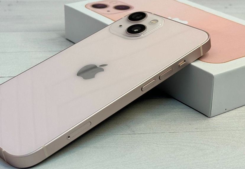 iPhone 13 с гарантией