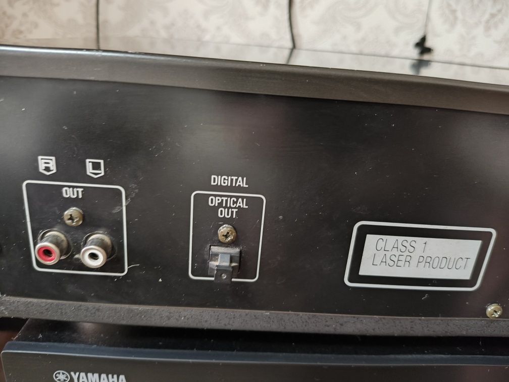 Продам CD плеер Technics SL-PS670A сделано в Германии, 220 вольт