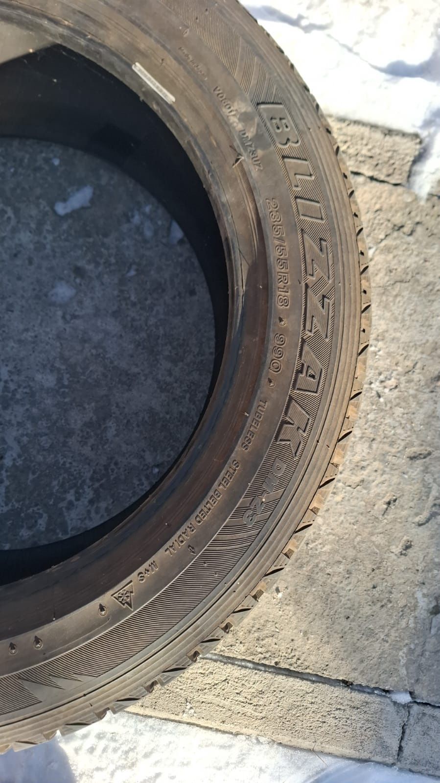 Продам шины Bridgestone Blizzak