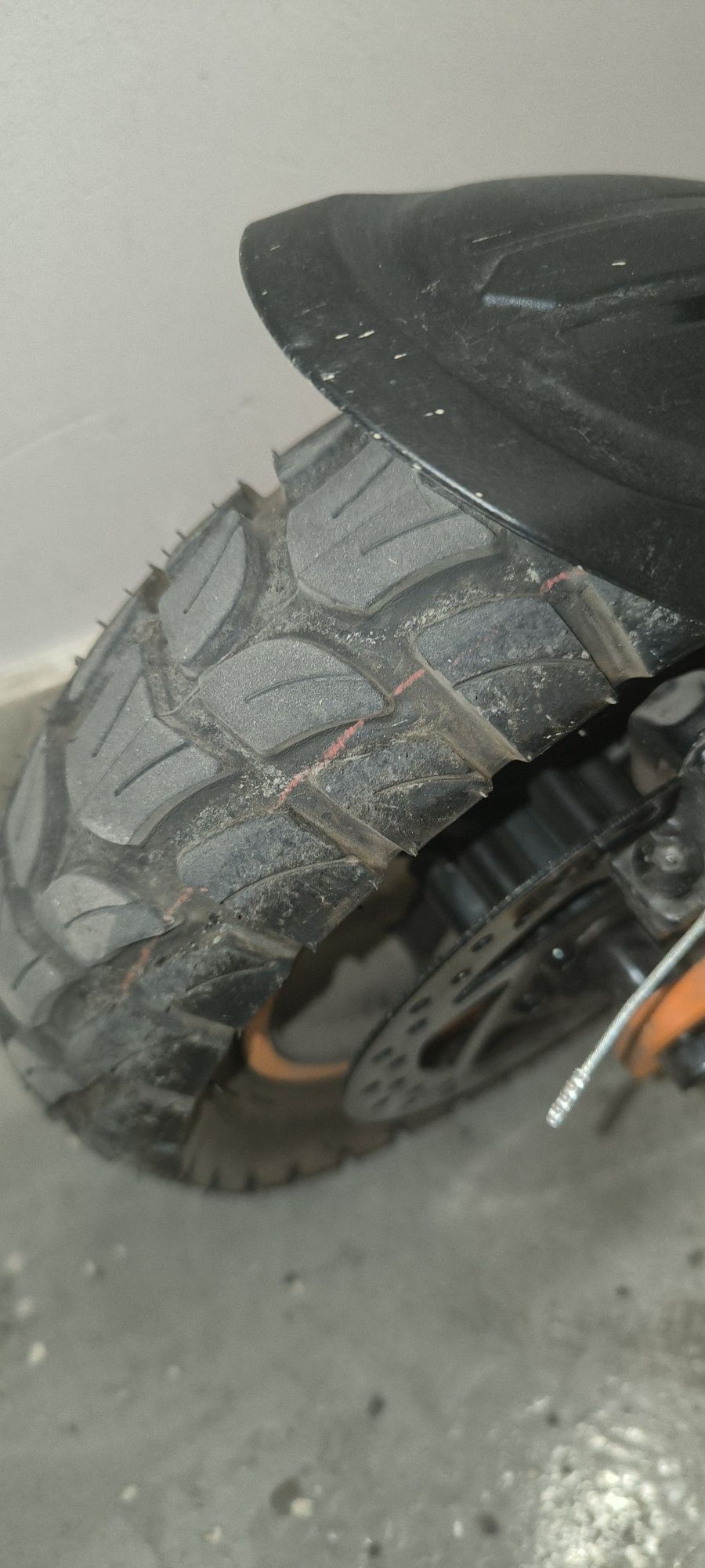 Продам электросамокат KugooKirin G2MAX.