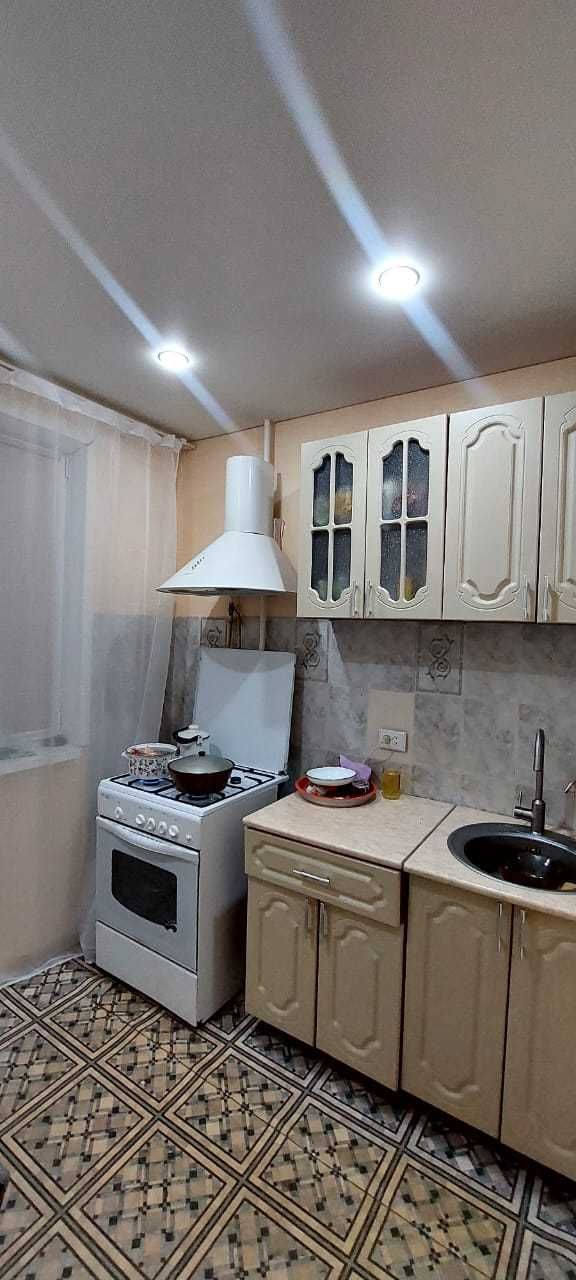 Продаётся 4 ком квартира район ШКОЛЬНИК