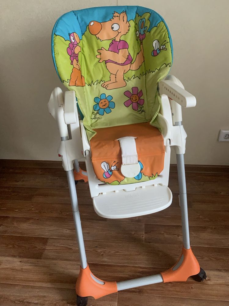Продам стульчик для кормления фирмы Chicco