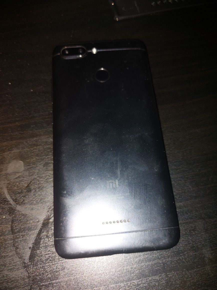 На запчасти Xiaomi Redmi 6