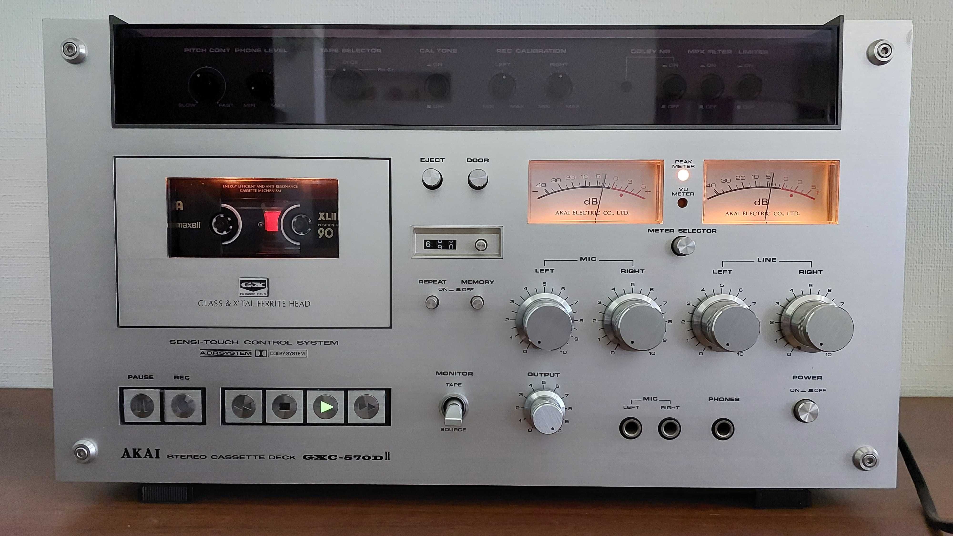 Кассетная дека AKAI GX73  GXC57O  GXC750