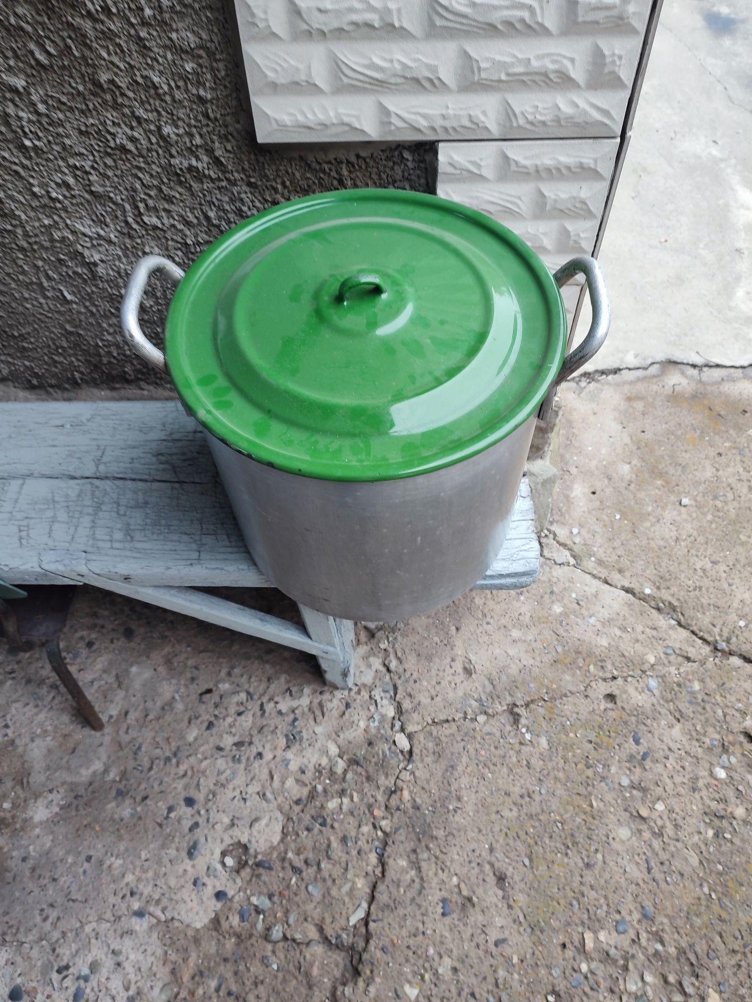 Продам кастрюли _