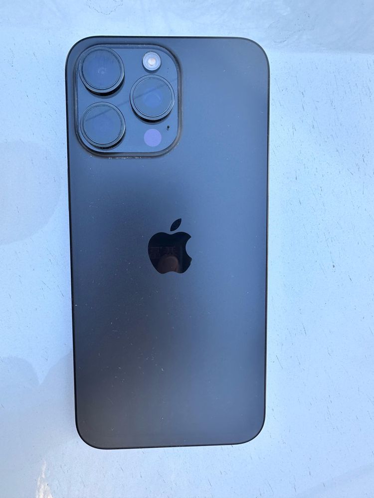 Iphone 15 pro max 256gb.