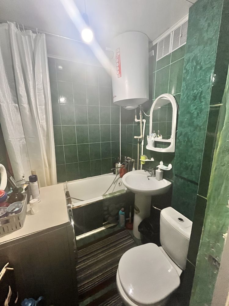 Продам 2 комн квартиру