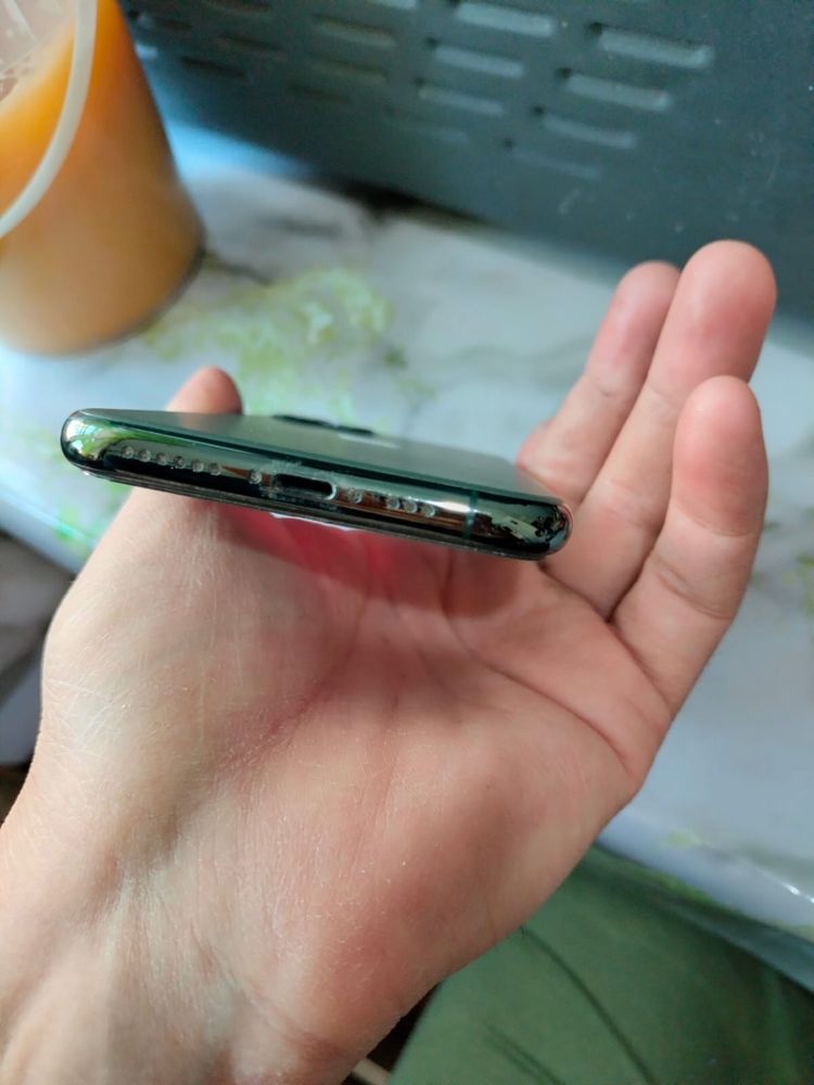 Iphone 11 pro 512гиг
