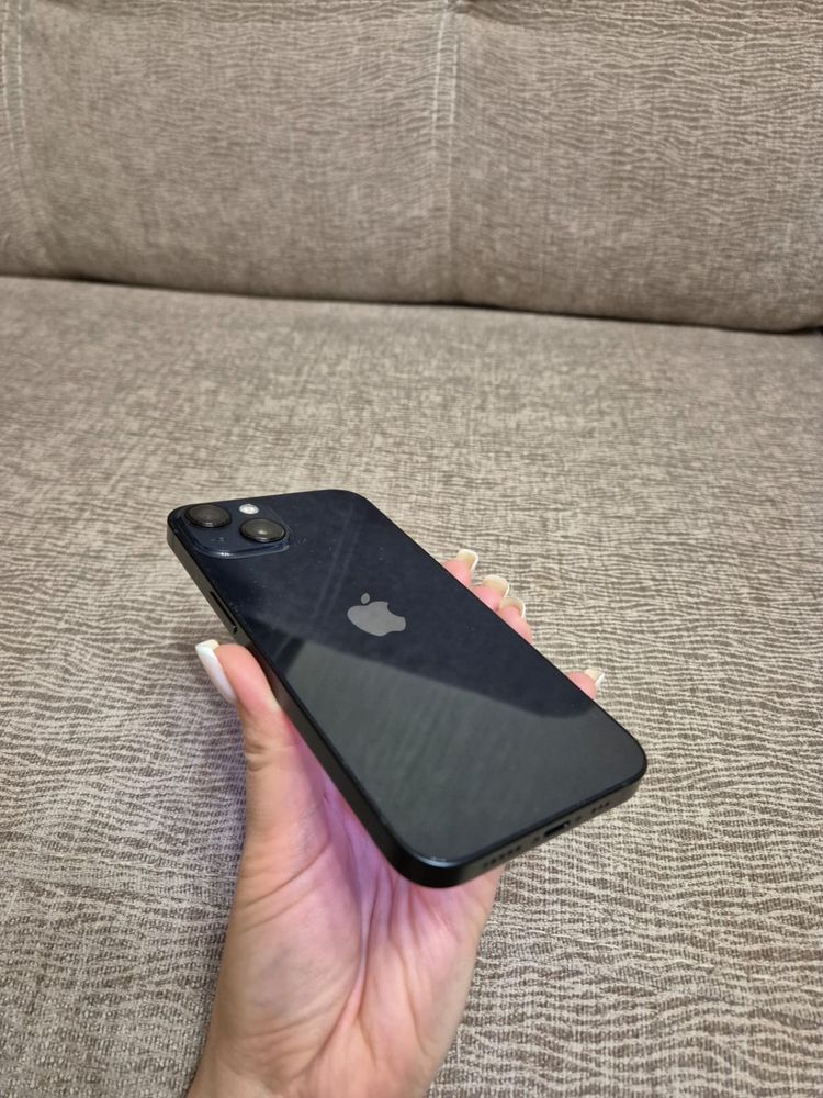 Iphone 13 Midnight 256GB - без подводных камней и дефектов