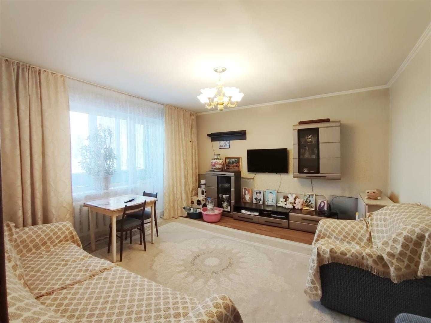 *Продам 3 комн квартиру  мкр-н Голубые Пруды. ТОРГ. Ипотека