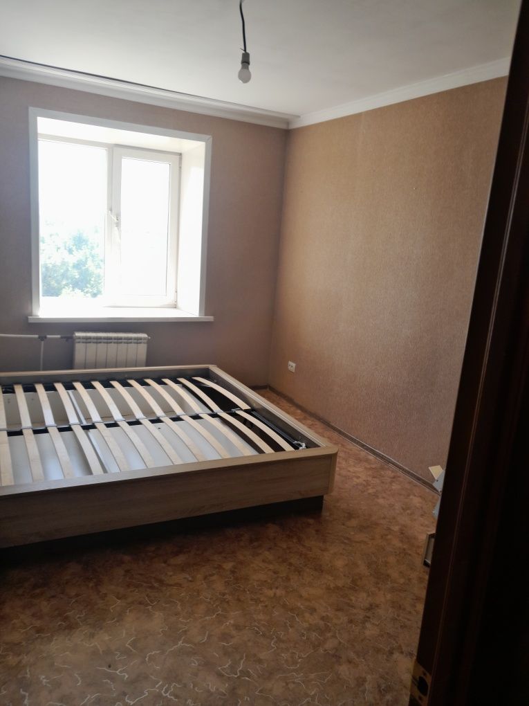 Продам двухспальную кровать