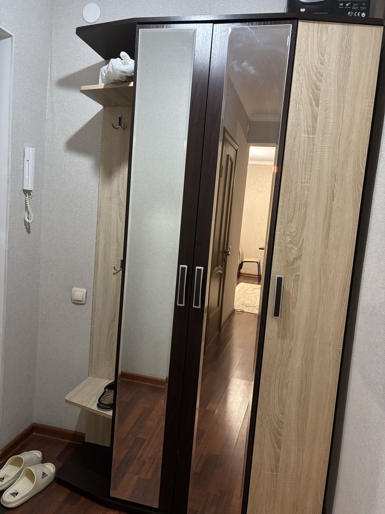 Шкаф можно в прихожую
