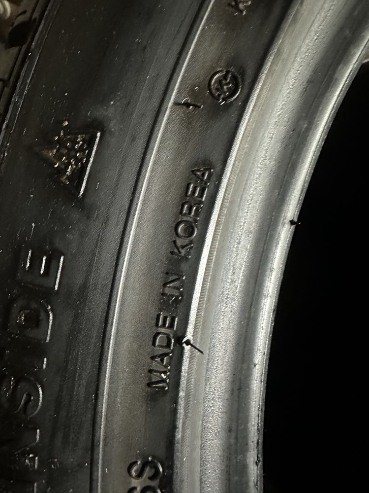 Продам комплект шин 245/45/R18